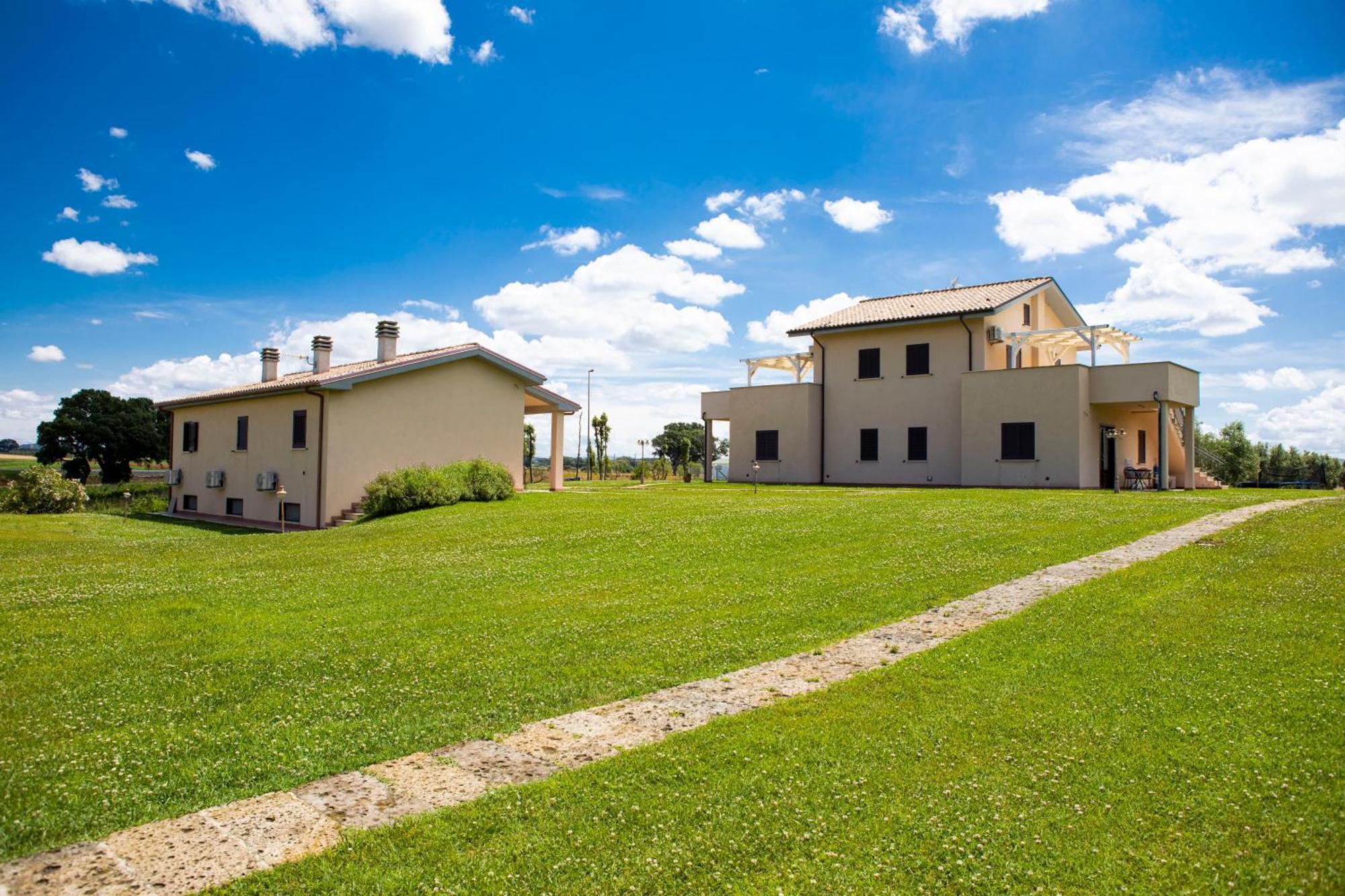 Podere Giovanni Olivo Tarquinia Luaran gambar